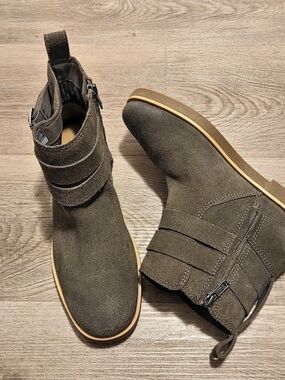 UGG Josefene Ankle Boots Green US 6 Like New
